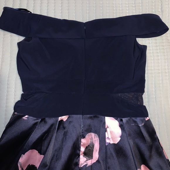 Prom/ Formal dress - Picture 3 of 3